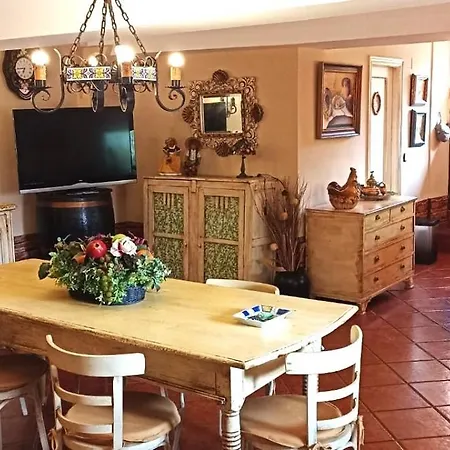 Vakantiehuis Vacacional Con Piscina Trevías