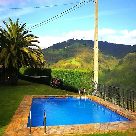 Vacacional Con Piscina Trevías